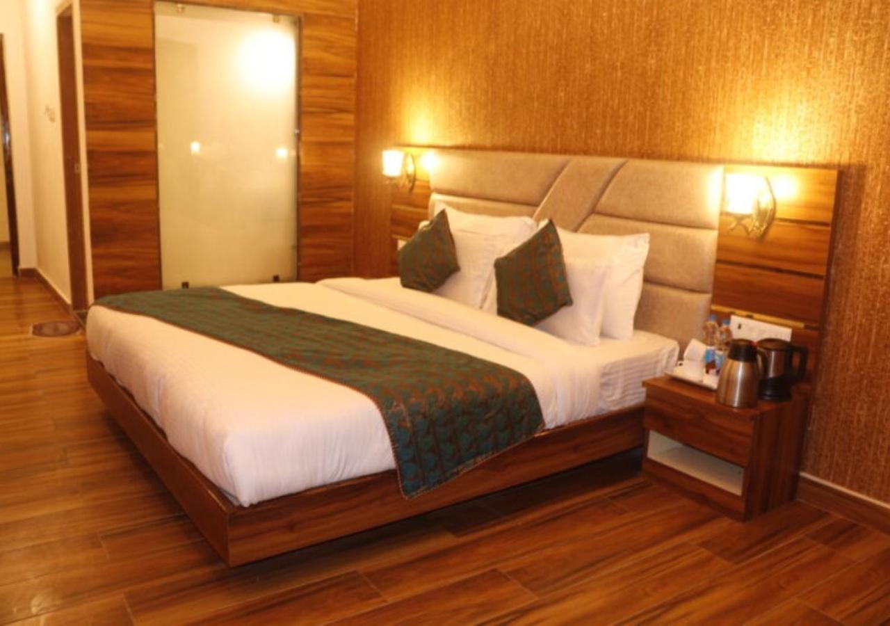 Hotel Zion Inn Varanasi Exterior photo