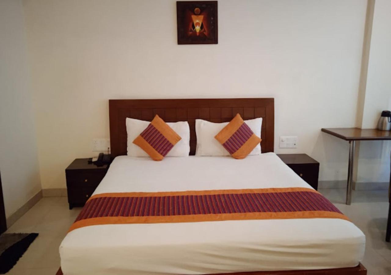Hotel Zion Inn Varanasi Exterior photo