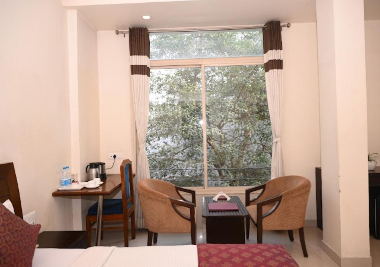 Hotel Zion Inn Varanasi Exterior photo