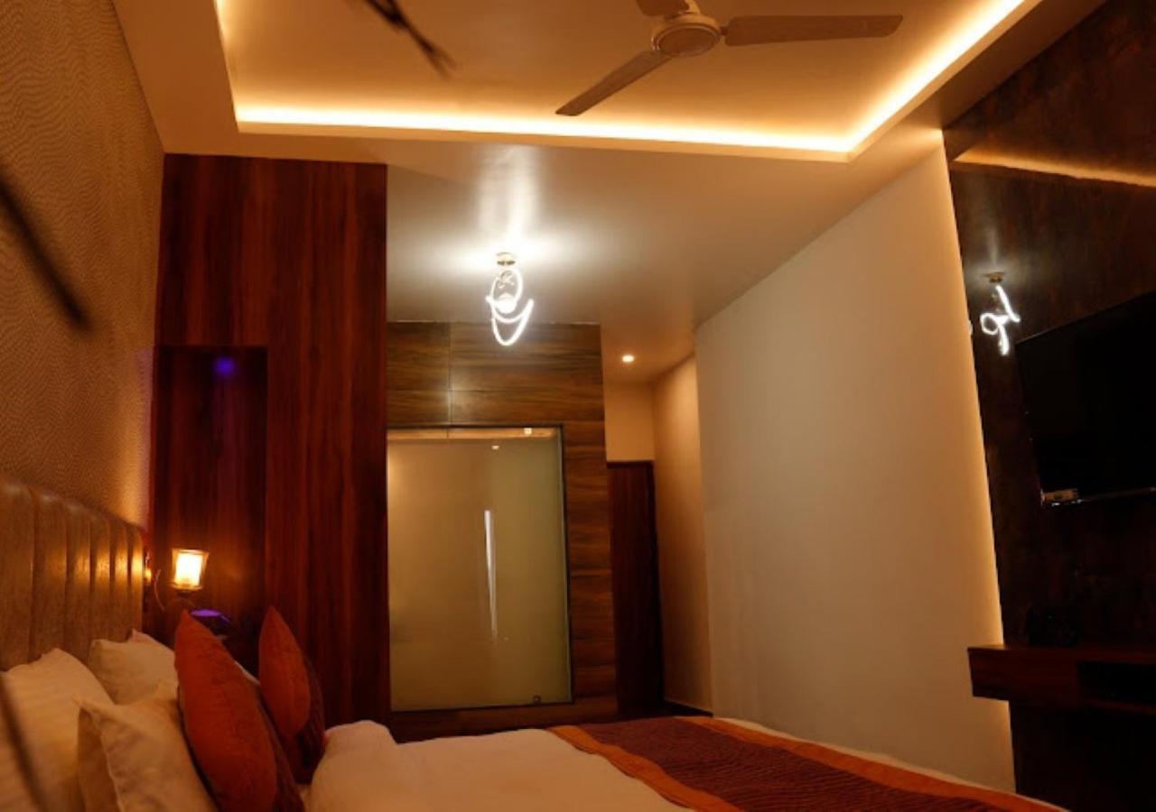 Hotel Zion Inn Varanasi Exterior photo