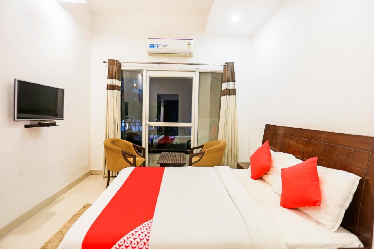 Hotel Zion Inn Varanasi Exterior photo